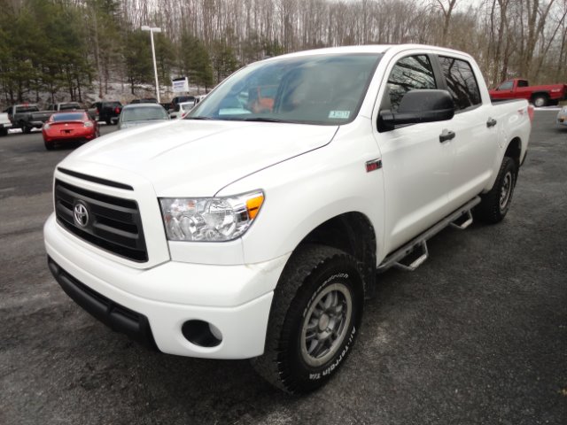 2011 Toyota Tundra 1999 SUV Luxury