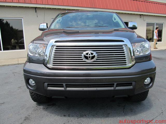 2011 Toyota Tundra Limited 4DR Sedan W/moonroof