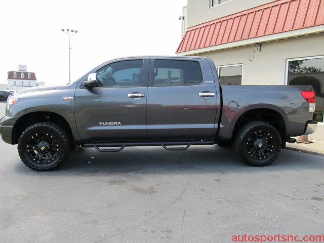 2011 Toyota Tundra Limited 4DR Sedan W/moonroof