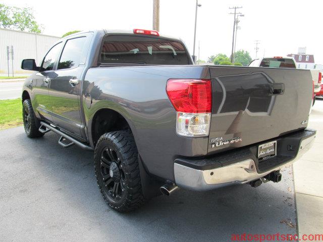 2011 Toyota Tundra Limited 4DR Sedan W/moonroof