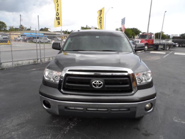 2011 Toyota Tundra 2.0T W/ NAV