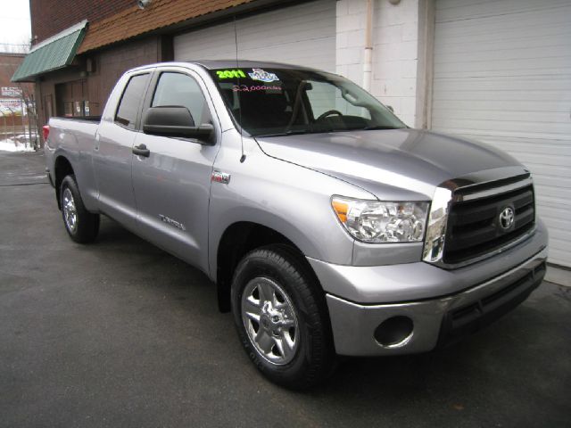 2011 Toyota Tundra S V6 4-door