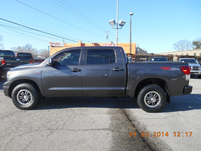2011 Toyota Tundra III 5D Hatchback