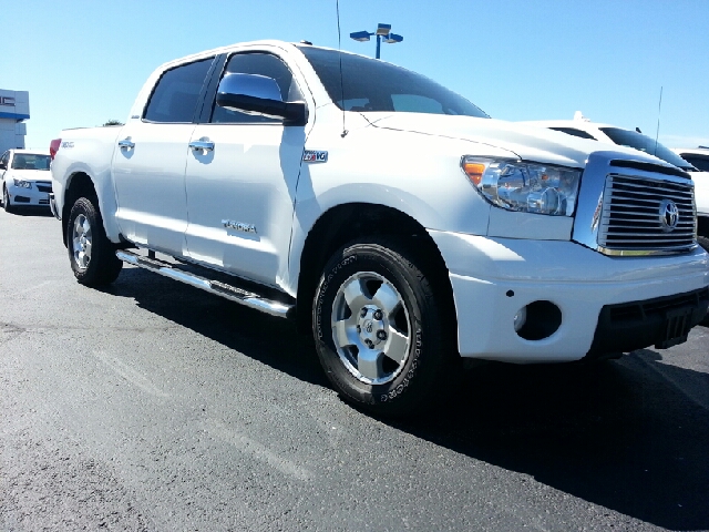 2012 Toyota Tundra 4dr Sdn Man 2.0T Fronttrak