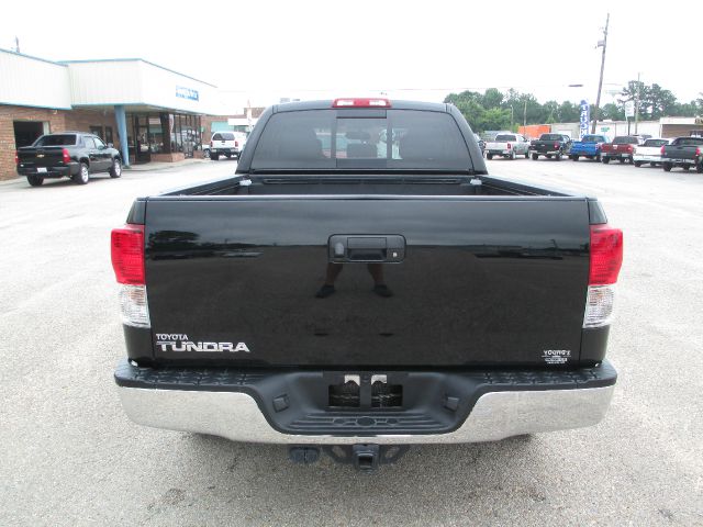 2012 Toyota Tundra LT Pickup 4D 8 Ft