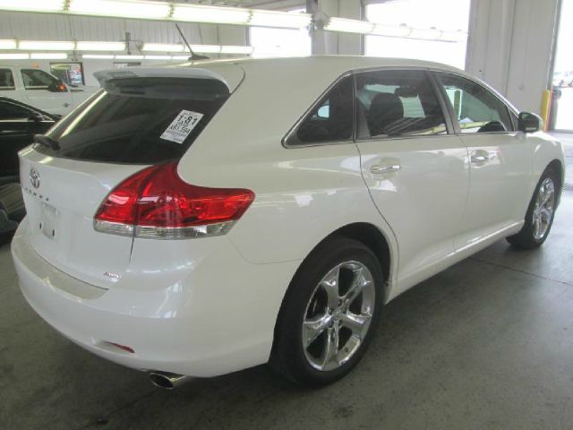 2010 Toyota Venza Base LX