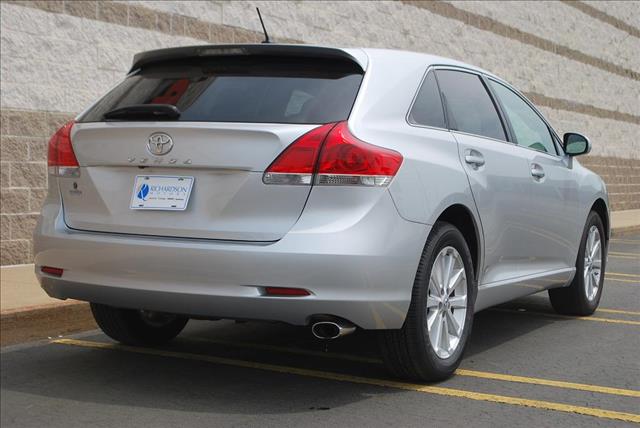 2011 Toyota Venza Base