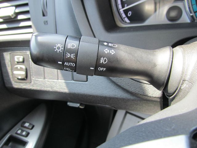 2013 Toyota Venza 740il 4dr Sdn Sedan