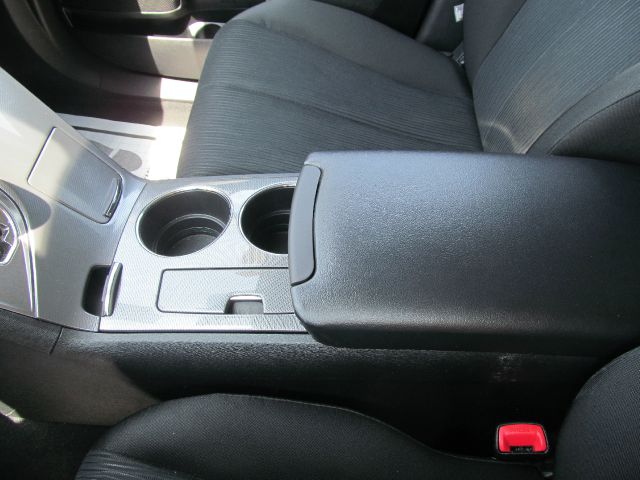 2013 Toyota Venza 740il 4dr Sdn Sedan