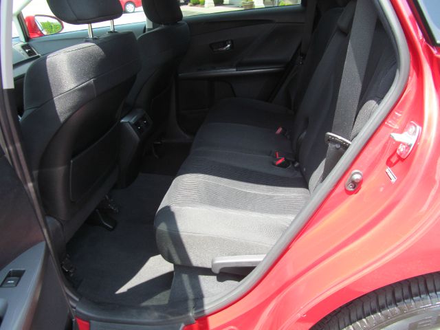 2013 Toyota Venza 740il 4dr Sdn Sedan