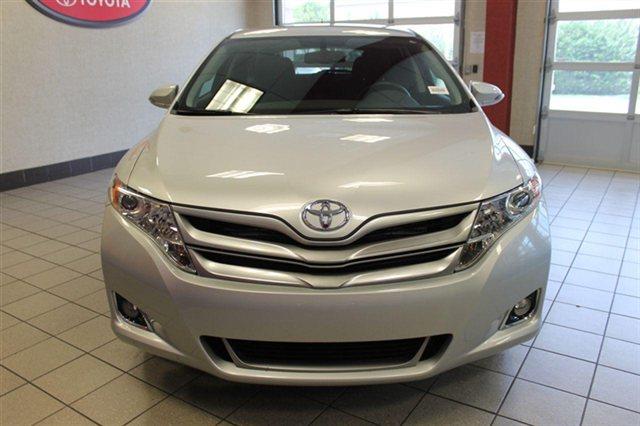 2014 Toyota Venza 1987 Ford