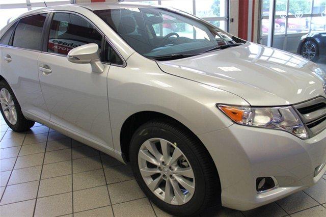 2014 Toyota Venza 1987 Ford