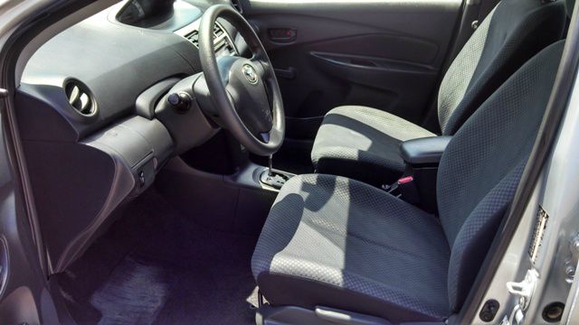 2007 Toyota Yaris 3.5tl W/tech Pkg