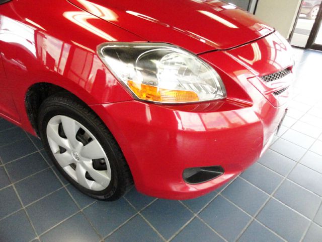 2007 Toyota Yaris 3.5tl W/tech Pkg