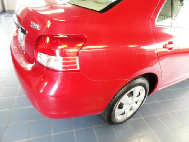 2007 Toyota Yaris 3.5tl W/tech Pkg