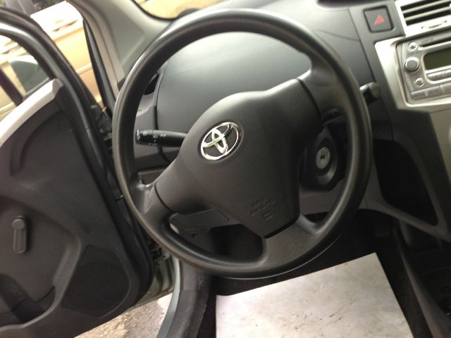 2008 Toyota Yaris EXT CAB 134.0 WORK Truck
