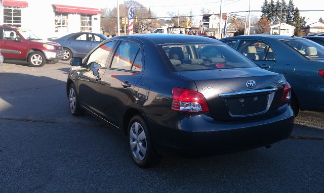 2008 Toyota Yaris 3.5tl W/tech Pkg