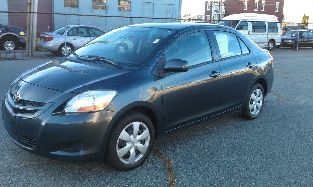 2008 Toyota Yaris 3.5tl W/tech Pkg