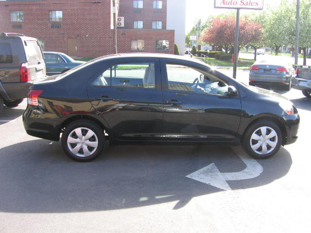 2008 Toyota Yaris 3.5tl W/tech Pkg