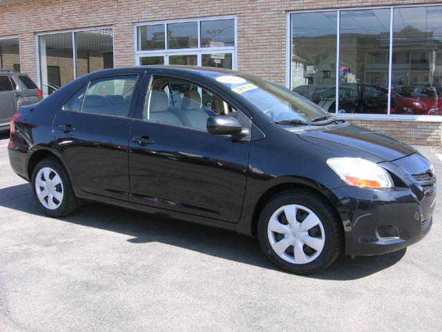 2008 Toyota Yaris 3.5tl W/tech Pkg