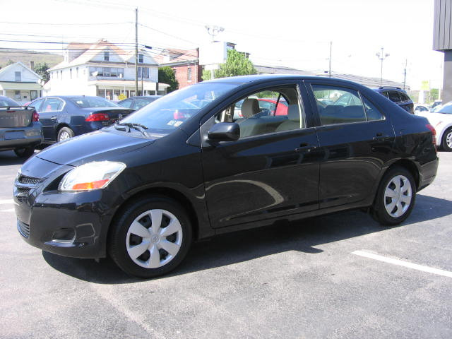 2008 Toyota Yaris 3.5tl W/tech Pkg