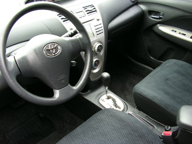 2008 Toyota Yaris Unknown