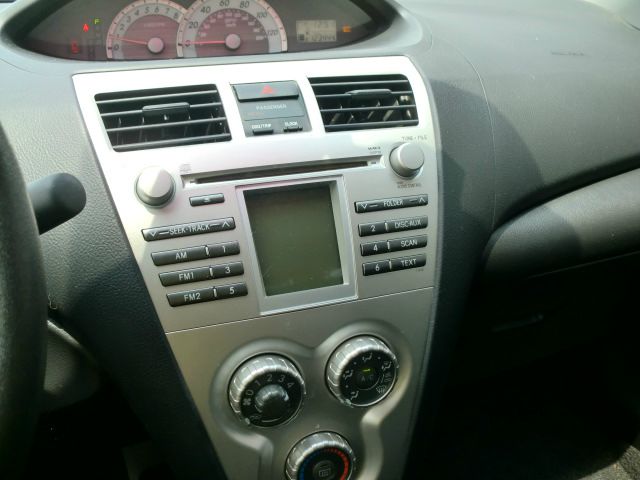 2008 Toyota Yaris REG Cab2wd