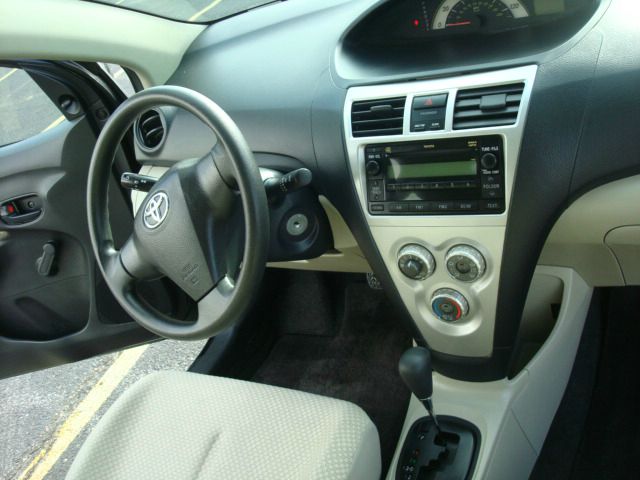 2008 Toyota Yaris 3.5tl W/tech Pkg