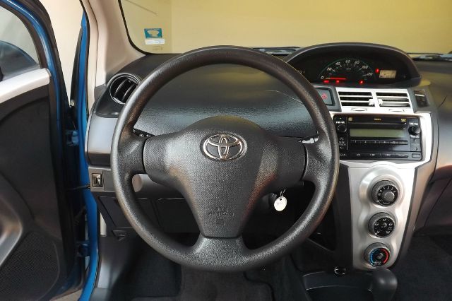 2008 Toyota Yaris EXT CAB 134.0 WORK Truck