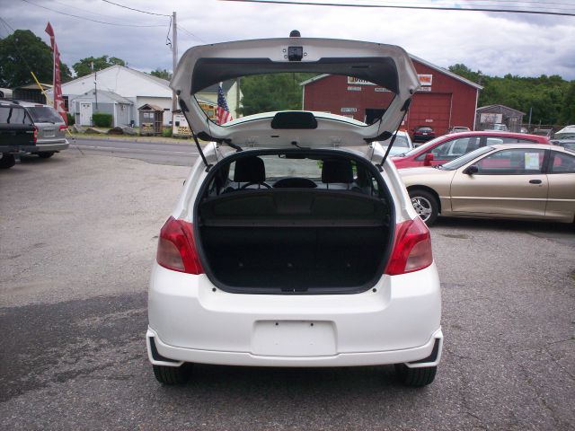 2008 Toyota Yaris GLS CONV