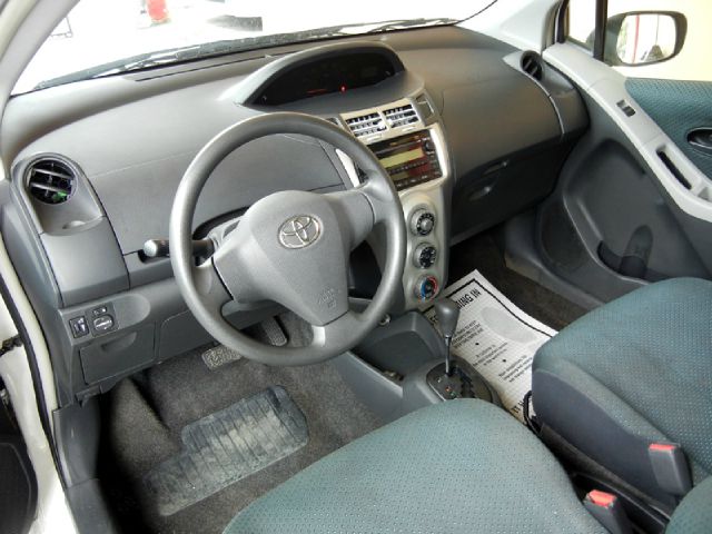 2008 Toyota Yaris EXT CAB 134.0 WORK Truck