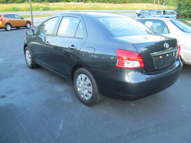 2009 Toyota Yaris 4DR 4WD Sport AT