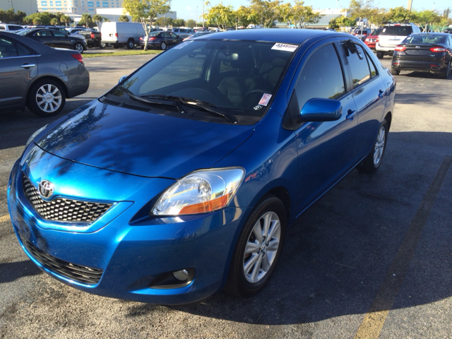 2009 Toyota Yaris XR