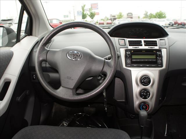 2009 Toyota Yaris 3 Dr STD Passenger Van Extended