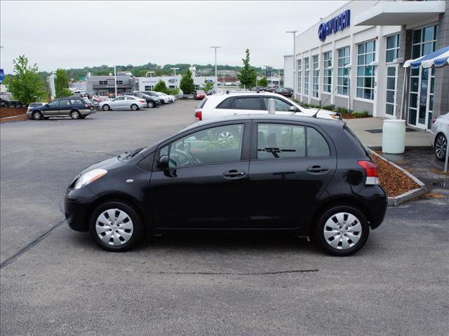 2009 Toyota Yaris 3 Dr STD Passenger Van Extended