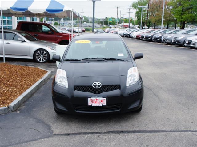 2009 Toyota Yaris 3 Dr STD Passenger Van Extended