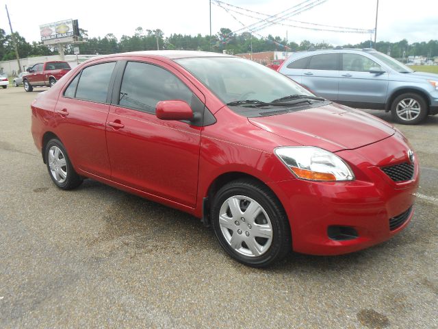 2009 Toyota Yaris 4DR 4WD Sport AT