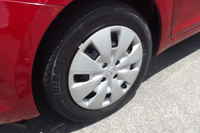 2009 Toyota Yaris 4DR 4WD Sport AT