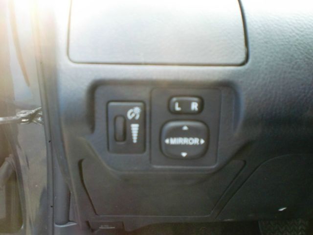 2009 Toyota Yaris 4DR 4WD Sport AT