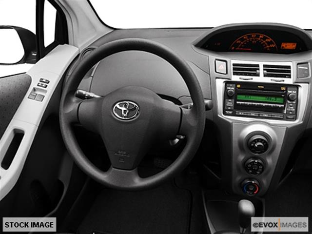 2010 Toyota Yaris Unknown