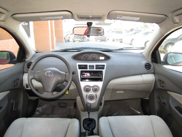 2010 Toyota Yaris 4DR 4WD Sport AT