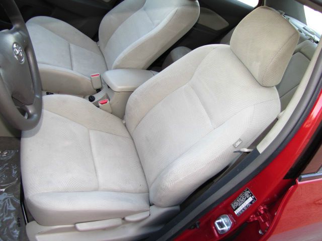 2010 Toyota Yaris 4DR 4WD Sport AT