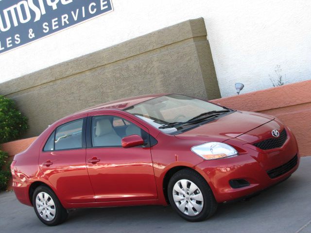 2010 Toyota Yaris 4DR 4WD Sport AT