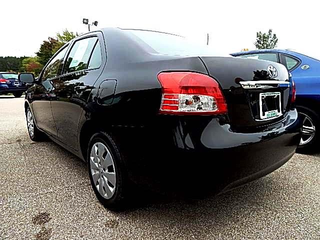 2012 Toyota Yaris Unknown