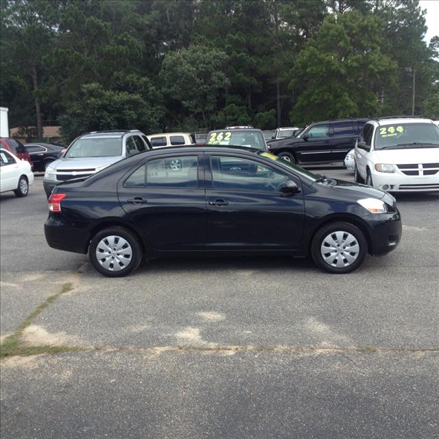 2012 Toyota Yaris Unknown