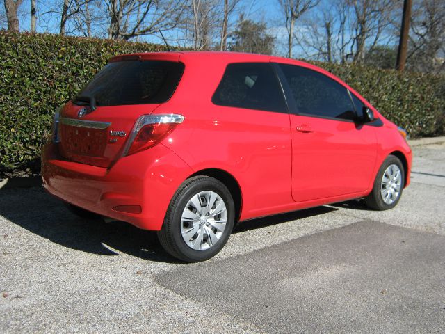 2012 Toyota Yaris Dx-v6