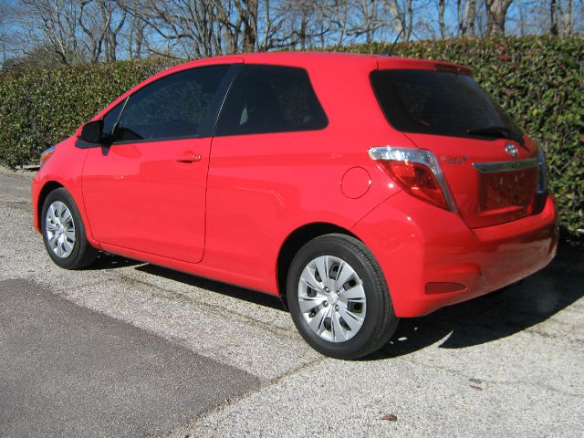 2012 Toyota Yaris Dx-v6
