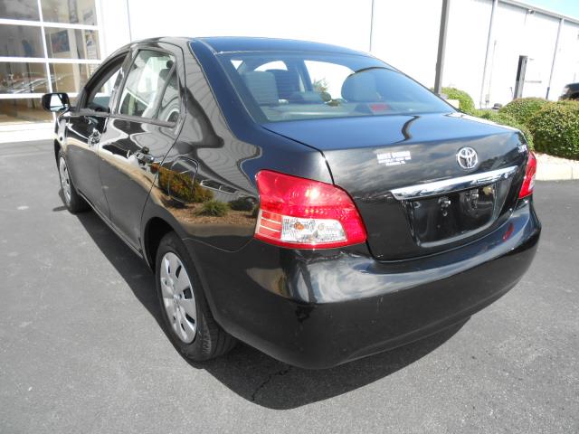 2012 Toyota Yaris Unknown