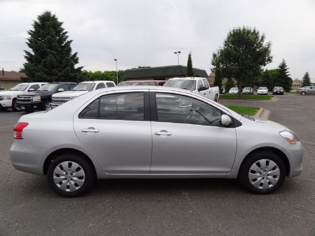 2012 Toyota Yaris 4DR 4WD Sport AT