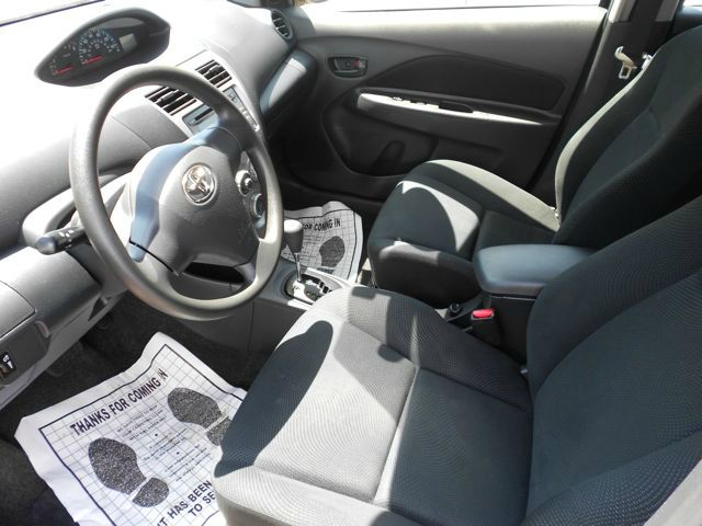 2012 Toyota Yaris 4DR 4WD Sport AT